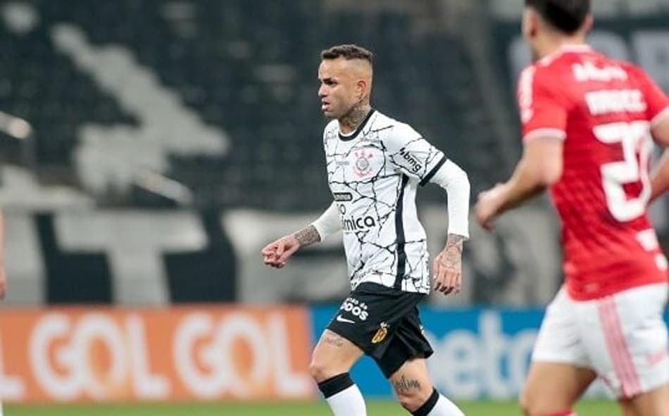 Duílio explica ‘dor de cabeça’ que mantém Luan no Corinthians