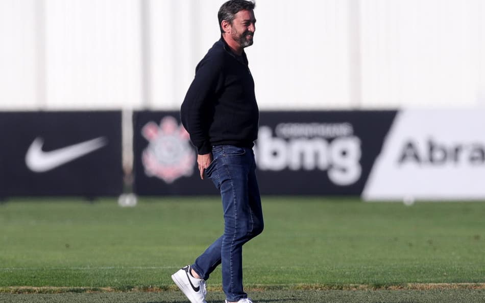 Duílio sonha com grande conquista administrativa antes de entregar a presidência do Corinthians