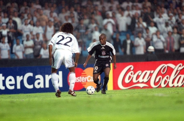 Edílson e Karembeu dentro! Veja quem já confirmou presença no amistoso de lendas entre Corinthians e Real Madrid
