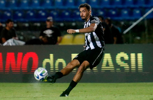 Eduardo demonstra otimismo em seu recomeço e prega título da Sul-Americana como meta do Botafogo
