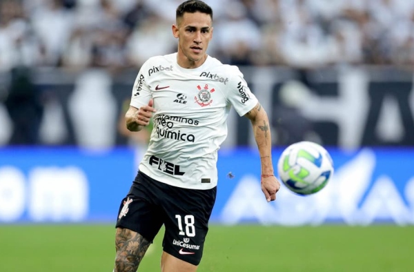 Em baixa no Corinthians, Rojas revê rival de estreia que encantou a Fiel