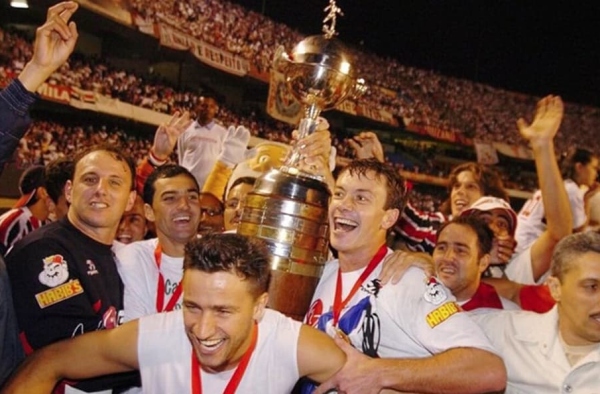 Em busca da taça inédita! Quantos títulos o São Paulo já conquistou no Morumbi?