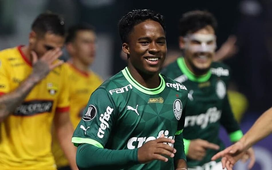 Em busca de espaço, Endrick é um dos artilheiros mais eficientes do Palmeiras na temporada 2023