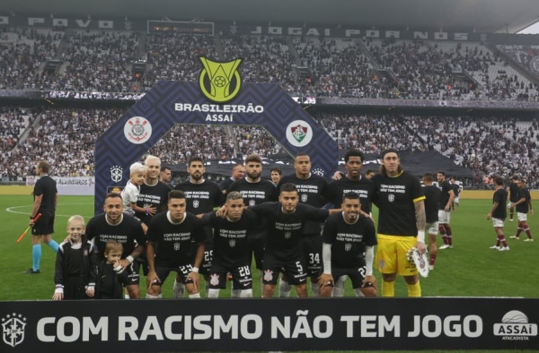 Em meio a problemas no Fiel Torcedor, Corinthians registra pior público da Neo Química Arena no ano