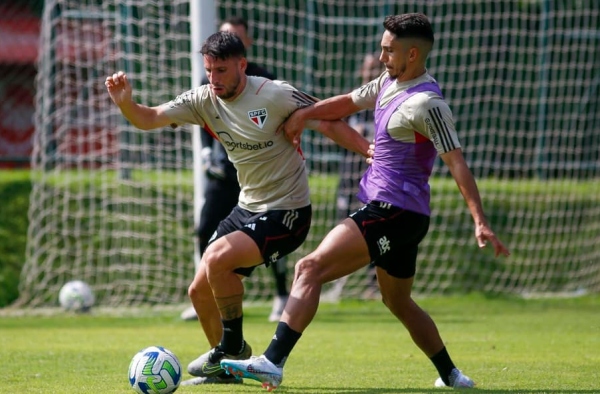 Escalação do São Paulo: equipe encerra preparação para enfrentar o Internacional, e Calleri se coloca à disposição para o confronto