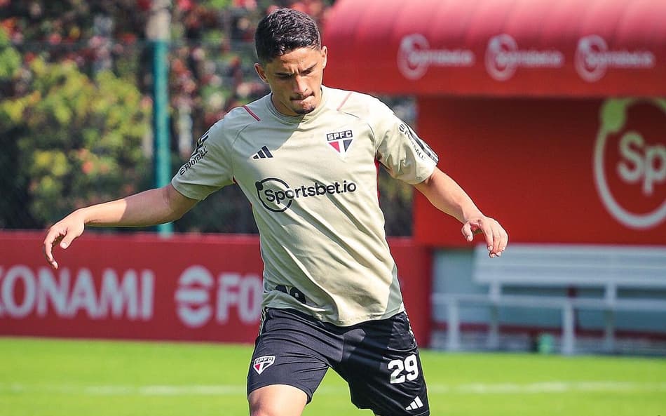 Escalação do São Paulo: Calleri deve desfalcar a equipe contra o Fluminense