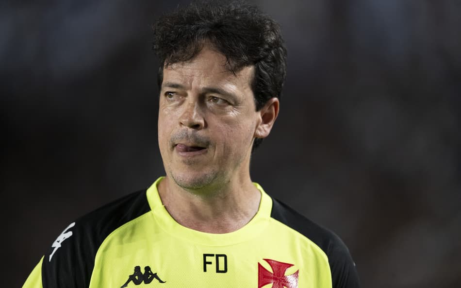 Escolha de Diniz chama atenção em Vasco x Melgar: ‘Diferença gritante’
