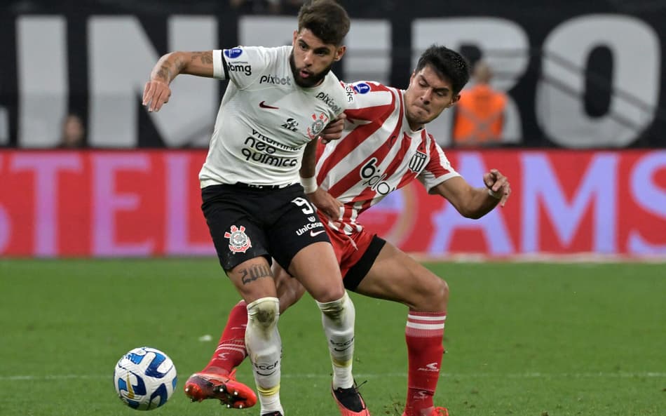 Estudiantes x Corinthians: onde assistir, horário e escalações do jogo pelas quartas de final da Sul-Americana