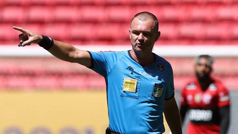 FGF determina a arbitragem para as finais do Gauchão entre Grêmio e Caxias