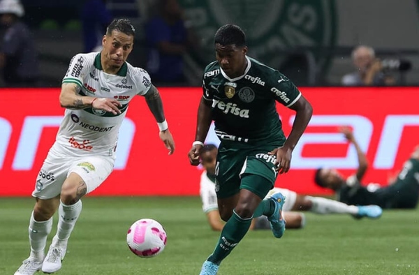 Fora do último jogo, Endrick pode reencontrar adversário de sua estreia pelo Palmeiras