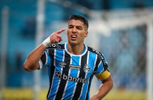 Grêmio mantém mistério por Suárez