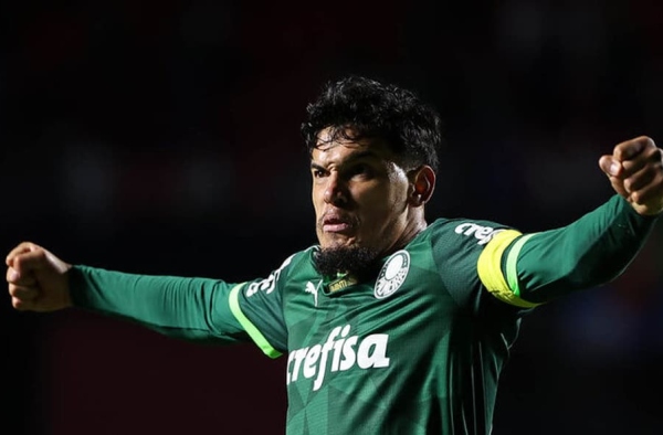 Gustavo Gómez sobe mais um degrau e alcança Arce e Valdivia na história do Palmeiras