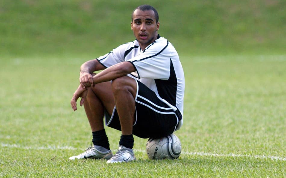Herói do Corinthians contra o São Paulo na Copa do Brasil de 2002 dá conselho para Yuri Alberto