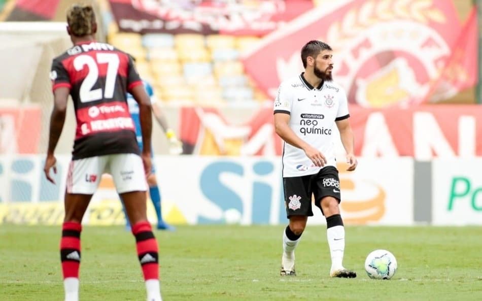 Interesse do Flamengo em Bruno Méndez coloca pulga atrás da orelha do Corinthians