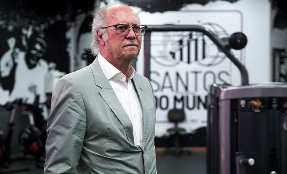 Interino do Santos, Falcão revelou ao Lance! que gostaria de retomar carreira como treinador