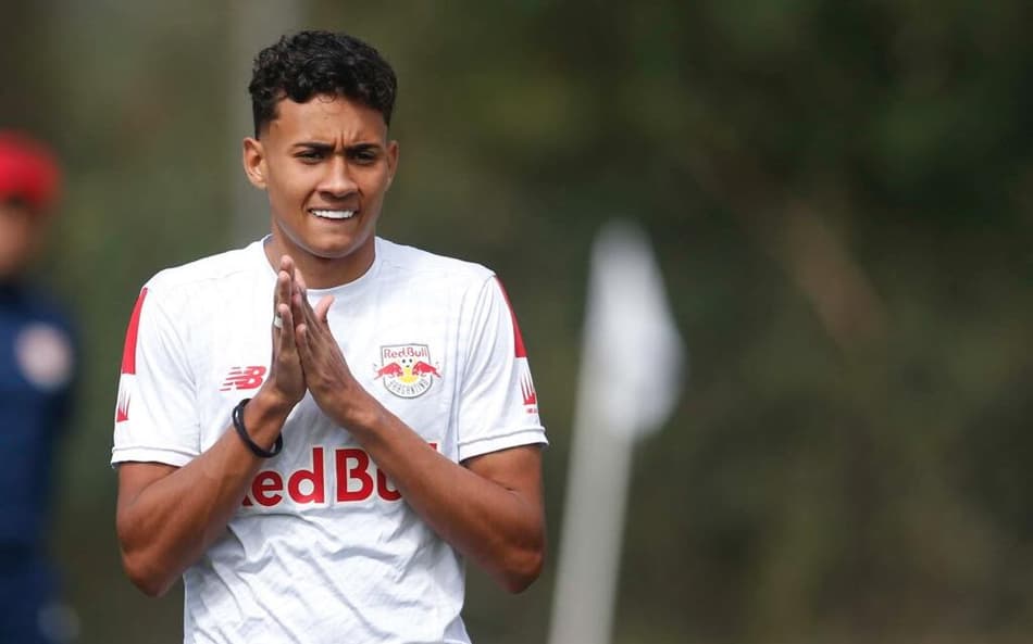 Joia do Bragantino, Nathan Camargo recebe sondagens da Europa