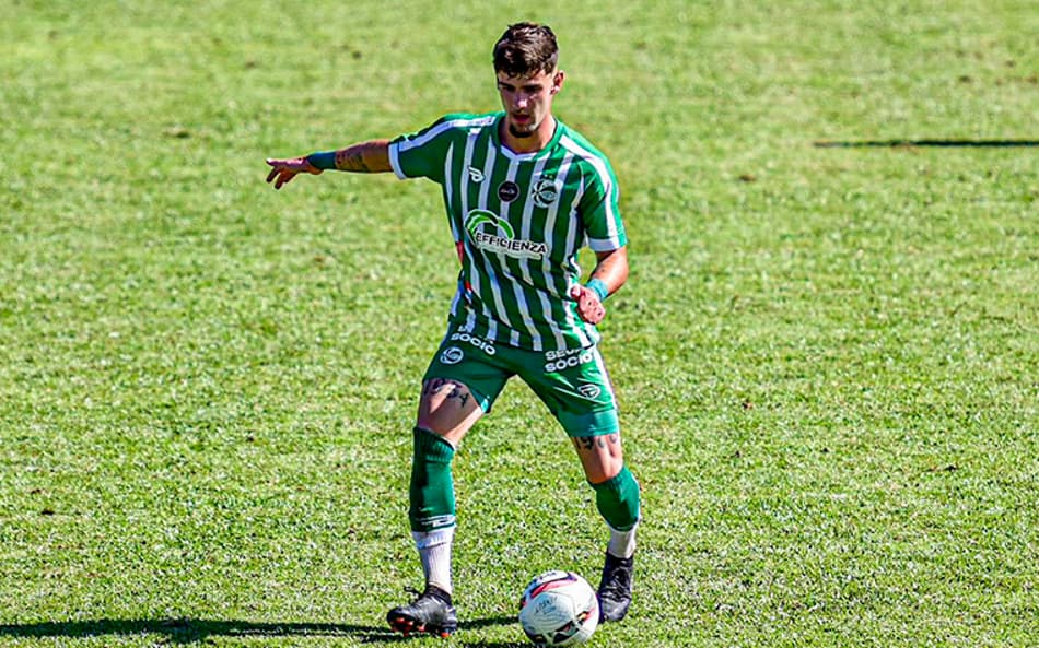 Lateral Da Rocha comenta oportunidades no Juventude