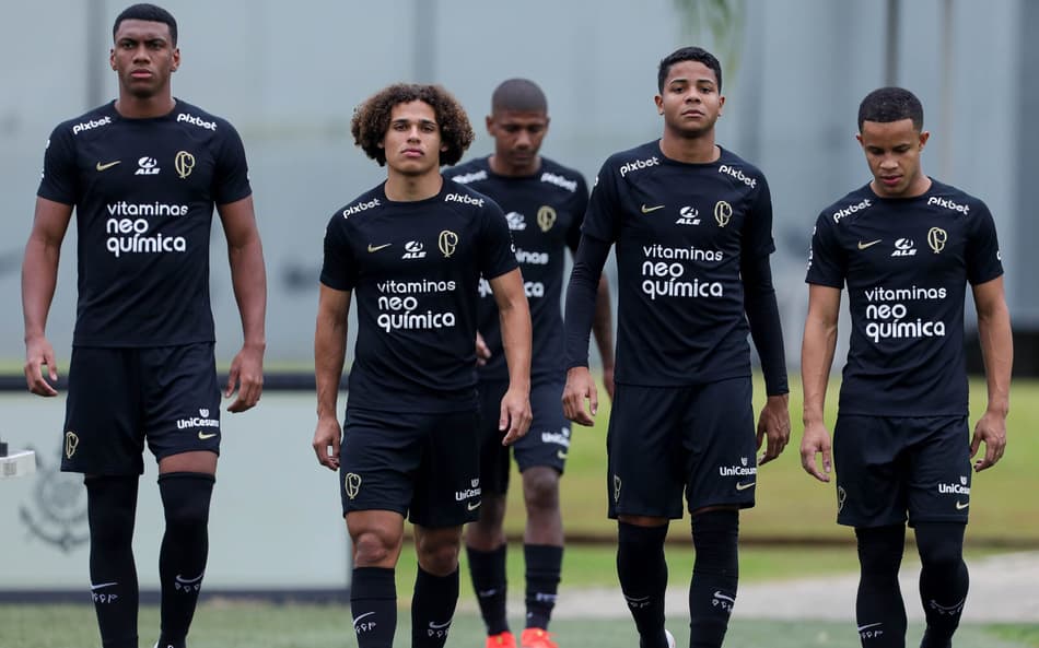 Luxemburgo preserva titulares do Corinthians para duelo na Sul-Americana; veja provável escalação