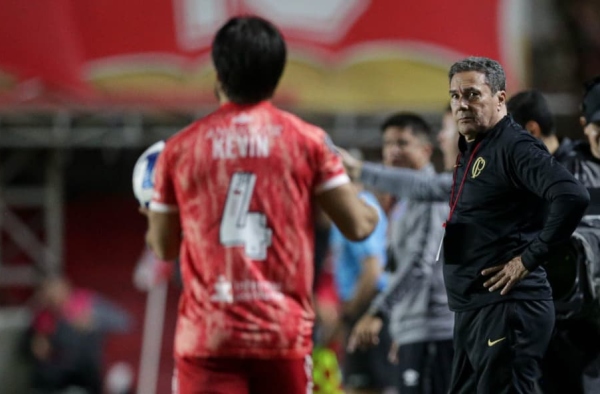 Luxemburgo se mostra contente com empate do Corinthians na Libertadores e vê evolução: ‘Não tomamos gols’