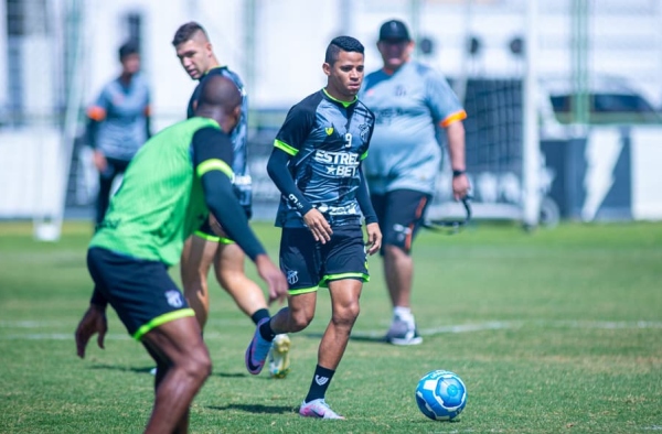 !Mais um! São Paulo aceita liberar jogadores pedidos pelo Ceará e aguarda resposta para encaminhar chegada de Erick