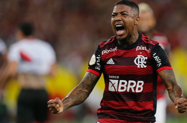 Marinho define futuro no Flamengo após negociação com o São Paulo