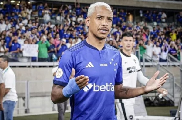 Matheus Pereira sofre lesão e se torna desfalque no Cruzeiro