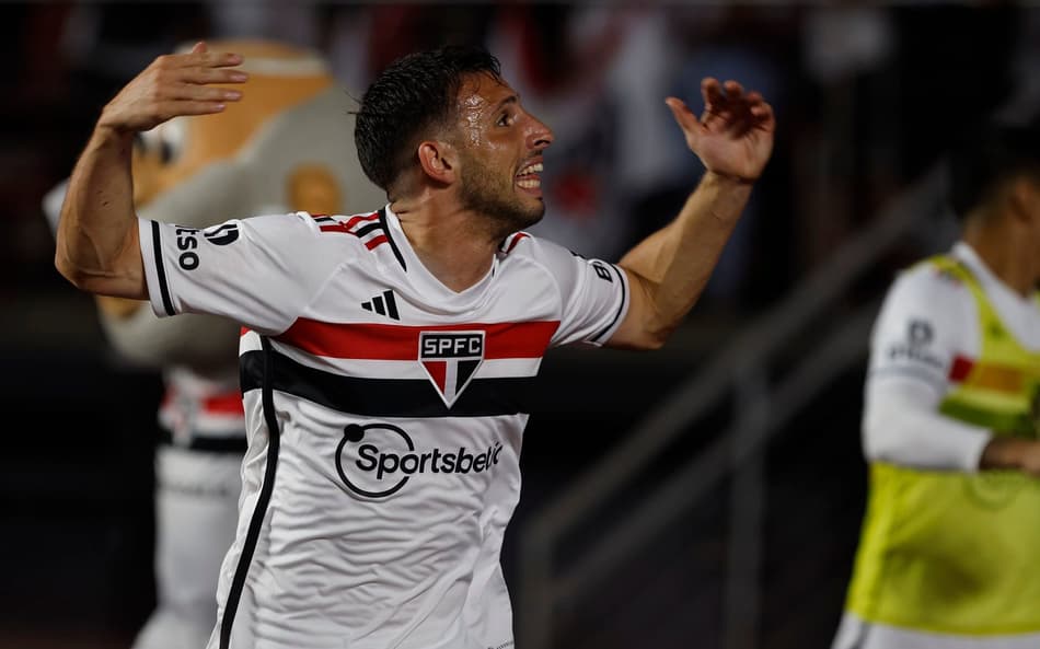 Mesmo com entrevista polêmica, psicológico de Calleri não preocupa o São Paulo