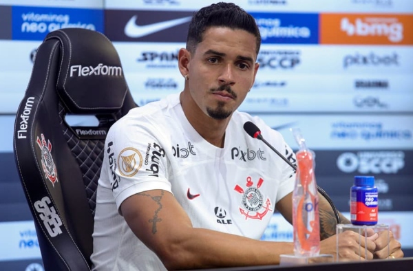 Mesmo contratado com ‘grife’, Lucas Veríssimo deve pegar o ‘fim da fila’ na busca por uma vaga como titular na defesa do Corinthians