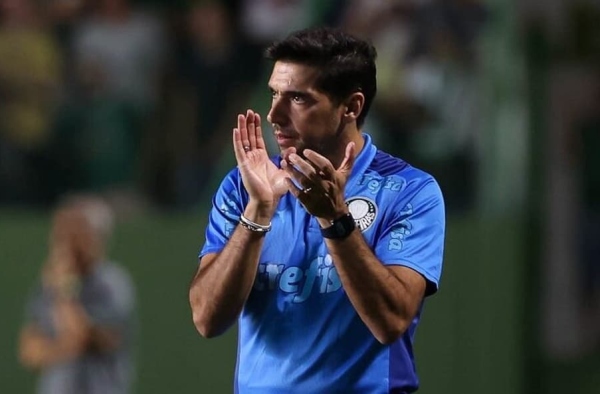 Multicampeão pelo Palmeiras, Abel Ferreira é eleito o melhor treinador português no exterior