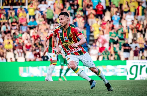 Neto Paraíba comemora fim de jejum do Sampaio Corrêa após 11 jogos sem vencer