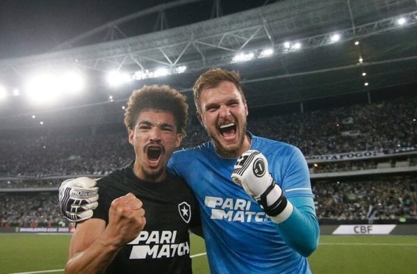 No radar da Seleção Brasileira, atletas se desdobram em meio a oscilações do Botafogo
