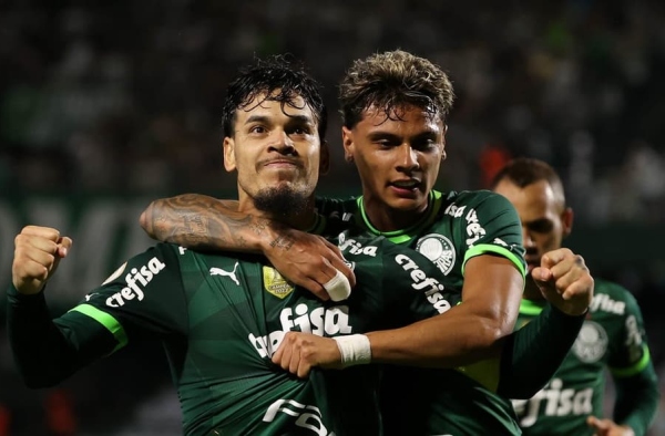 Opinião: Abel inicia semana de Choque-Rei com dúvida no esquema tático do Palmeiras
