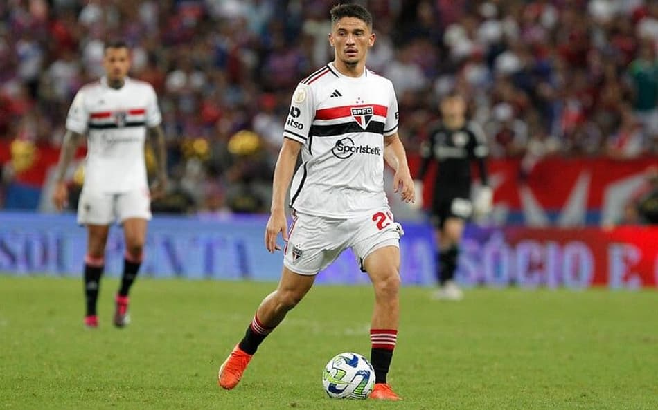 Pablo Maia diz que faltou ‘calma’ em empate do São Paulo, mas afirma que ‘agora é pensar no clássico contra o Corinthians’