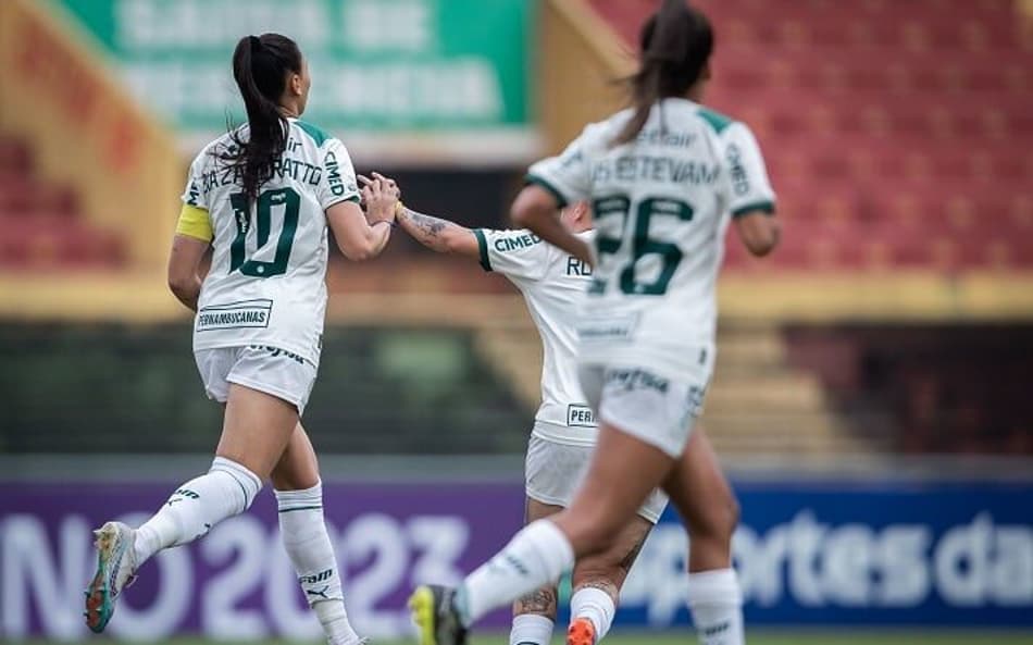 Palmeiras bate o Internacional fora de casa e volta a vencer pelo Brasileirão Feminino