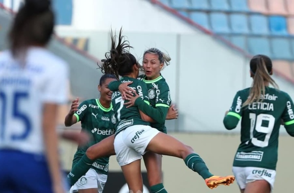 Palmeiras derrota Cruzeiro e alcança segunda vitória consecutiva no Brasileirão Feminino