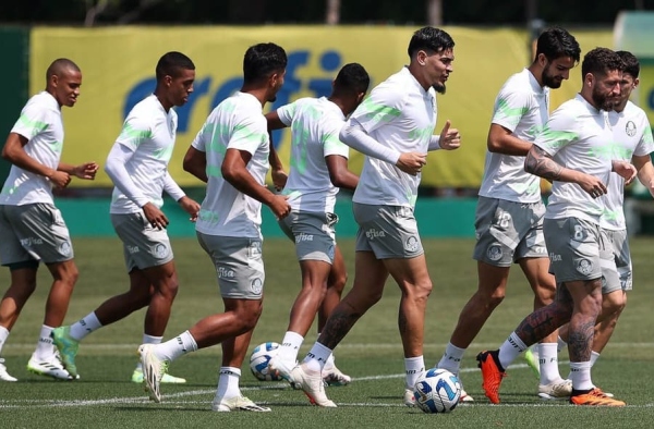 Palmeiras faz ajustes táticos de olho no duelo com o Boca Juniors; veja provável time