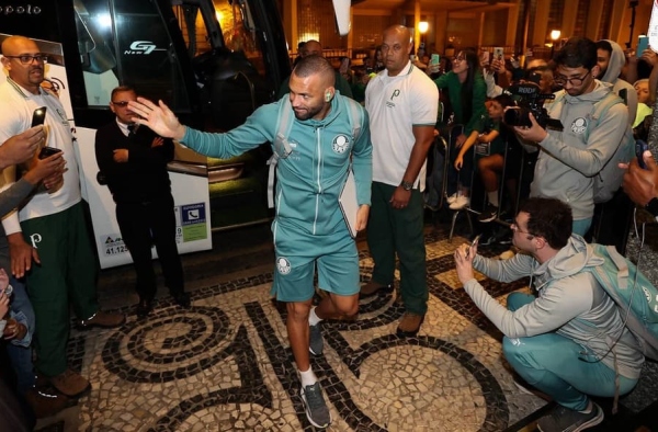 Palmeiras fica em BH ou volta para SP? Entenda a logística do Verdão para este final de semana
