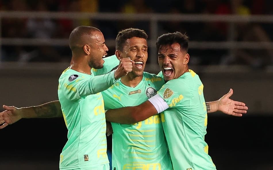Palmeiras pode ter escalação alternativa e surpresas para pegar o Deportivo Pereira