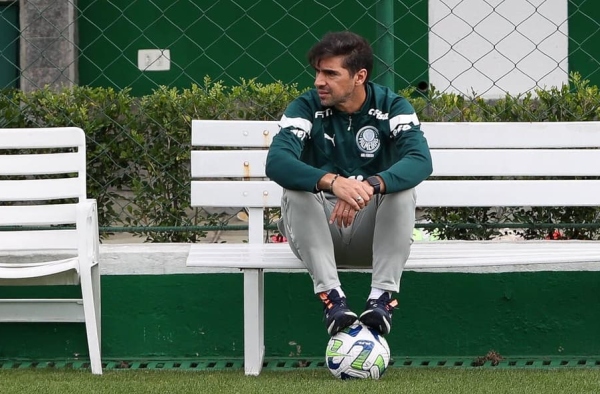Palmeiras prepara ‘barca’ de saídas na janela, mas sem perspectivas para ‘pacote’ de reforços