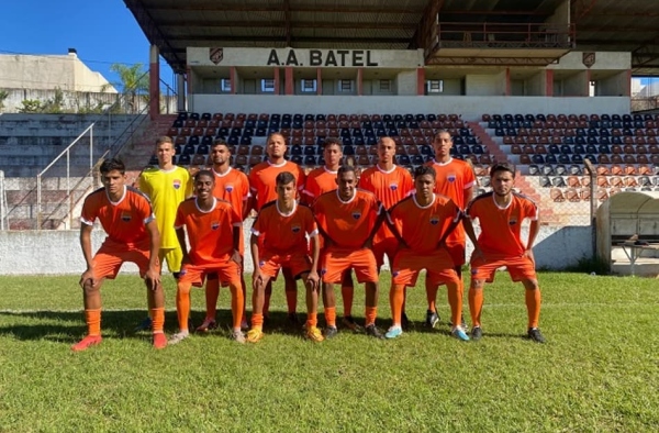 Parado pela guerra, clube da Ucrânia ‘renasce’ no futebol brasileiro