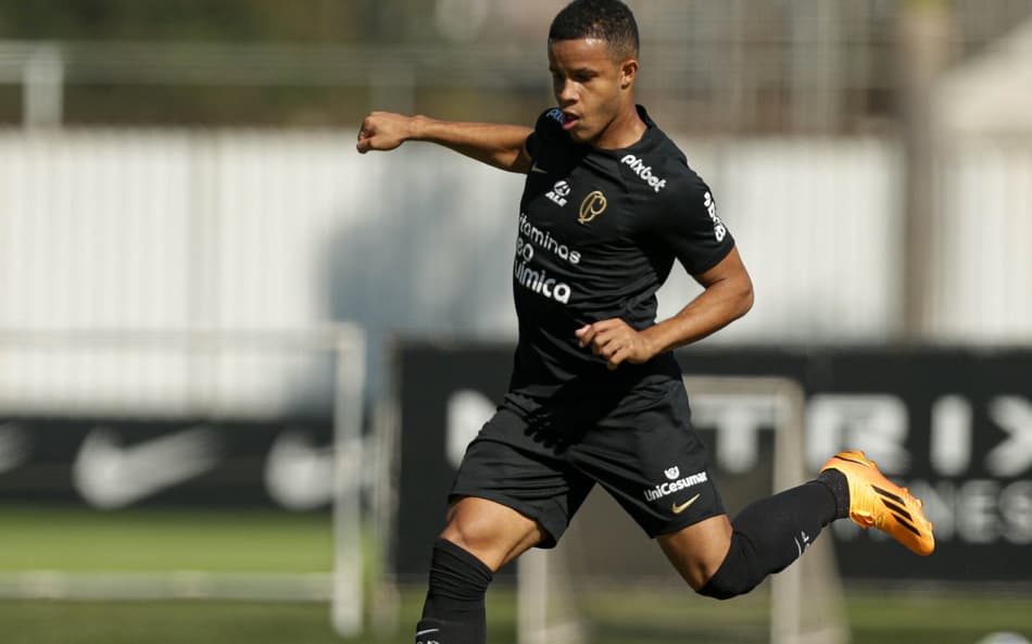 Pedro ajuda, e Corinthians conta com trunfos para cumprir meta de vendas na temporada
