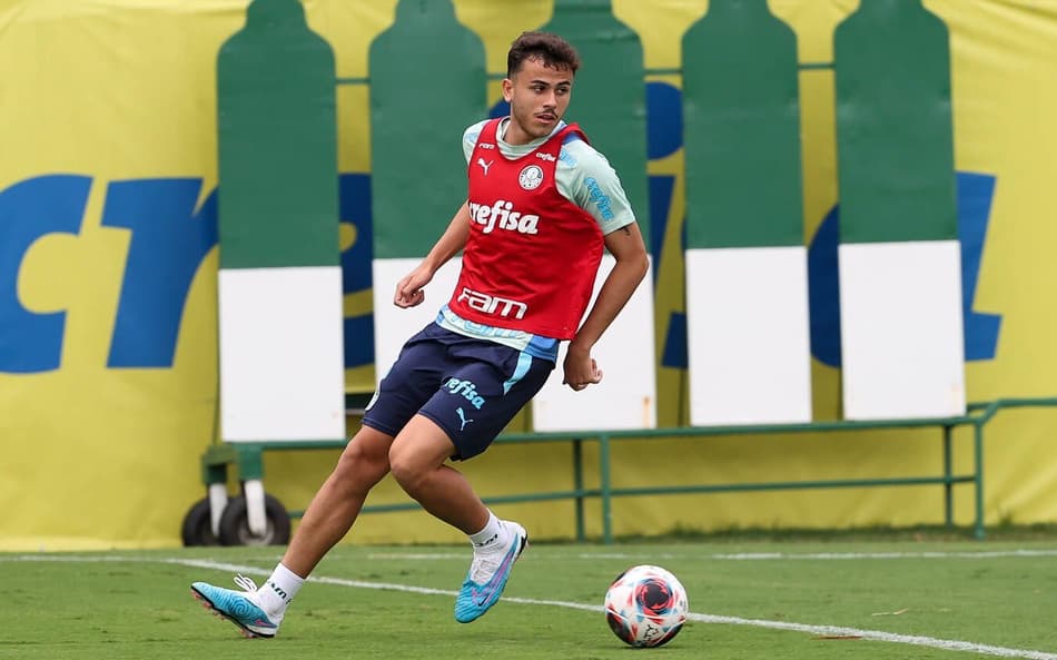 Pedro Lima iguala número de gols de 2022 e projeta Libertadores sub-20 com o Palmeiras