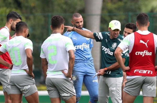 Poupar ou não? Palmeiras pode ter força máxima diante do América-MG