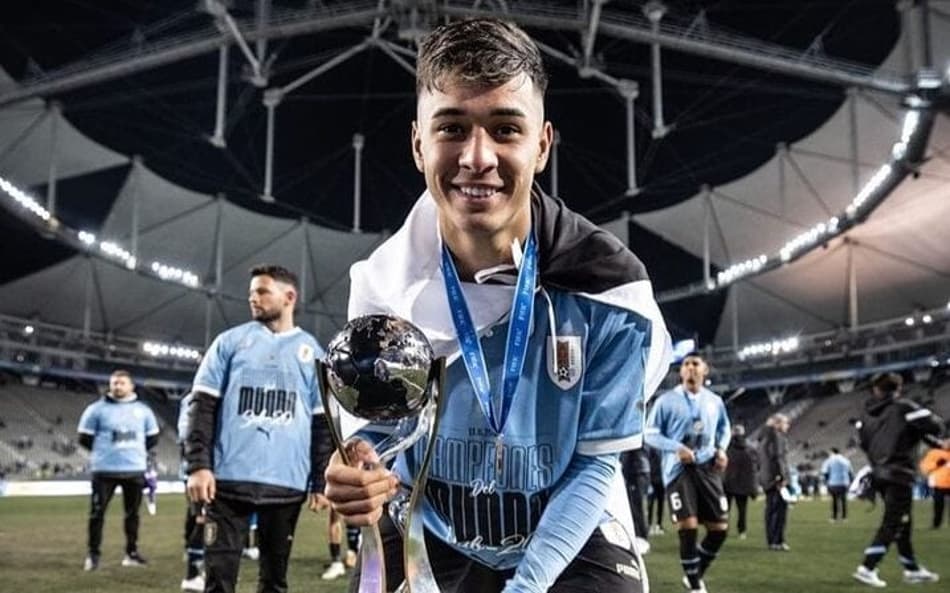 Presidente do Danubio afirma que ida de Mateo Ponte para Botafogo está ‘por detalhes’