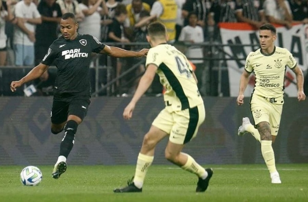 Prestes a voltar ao Niltão, Botafogo tenta se recuperar de oscilação como visitante no returno