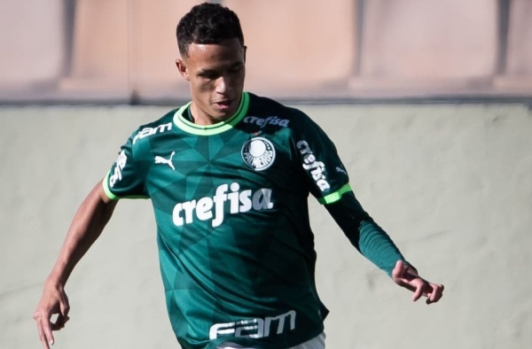 Promessa do Palmeiras, Thauan marca golaço de bicicleta em vitória no Paulistão sub-20: ‘Momento maravilhoso’