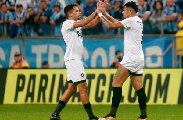 Prova de fogo! Botafogo encara o América-MG e tenta comprovar que está com rota ajustada para o título