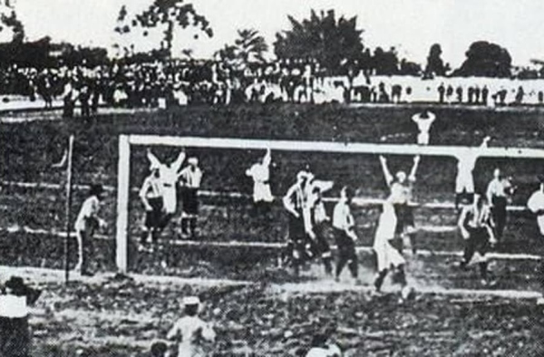 Qual e quando foi fundado o primeiro clube de futebol do Brasil?