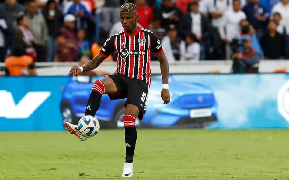 Quanto tempo Arboleda vai ficar parado?