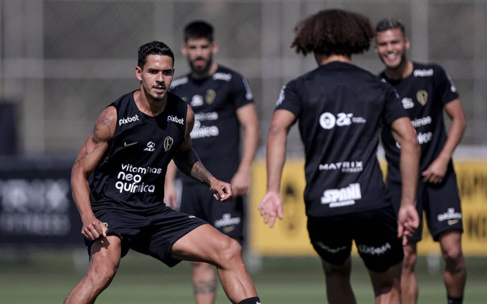 Reforços desfalcam o Corinthians contra o Internacional no Brasileirão; veja provável escalação
